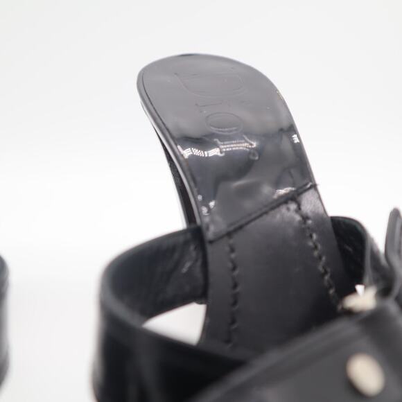 Dior D-Ring Criss Cross Patent Heeled Sandals 37 - Picture 15 of 15